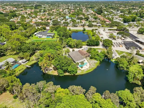 7689 Lawrence Road Boynton Beach FL 33436