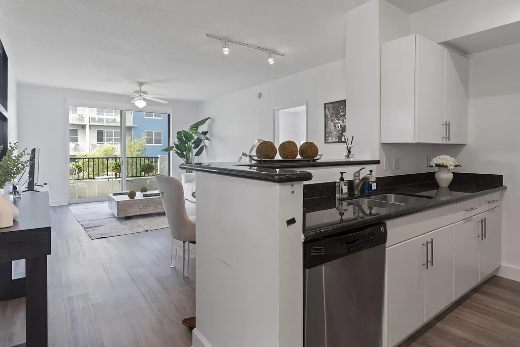 2401 NE 65th Street Fort Lauderdale FL 33308