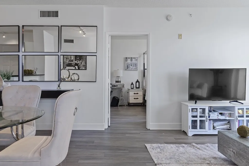 2401 NE 65th Street Fort Lauderdale FL 33308