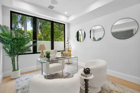 725 SE 4th Avenue Delray Beach FL 33483