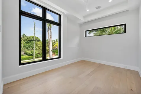 725 SE 4th Avenue Delray Beach FL 33483