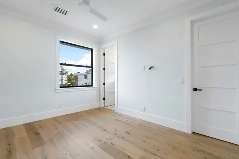 725 SE 4th Avenue Delray Beach FL 33483