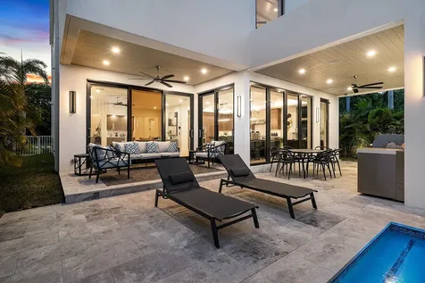725 SE 4th Avenue Delray Beach FL 33483