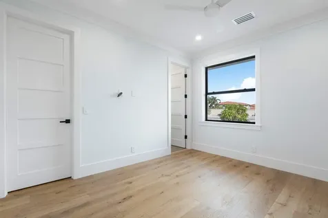 725 SE 4th Avenue Delray Beach FL 33483