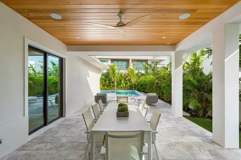 725 SE 4th Avenue Delray Beach FL 33483