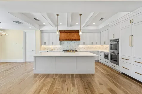 725 SE 4th Avenue Delray Beach FL 33483