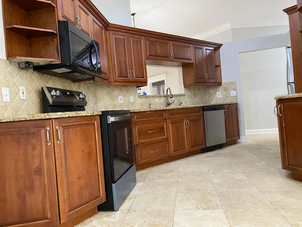 88 Buxton Lane Boynton Beach FL 33426