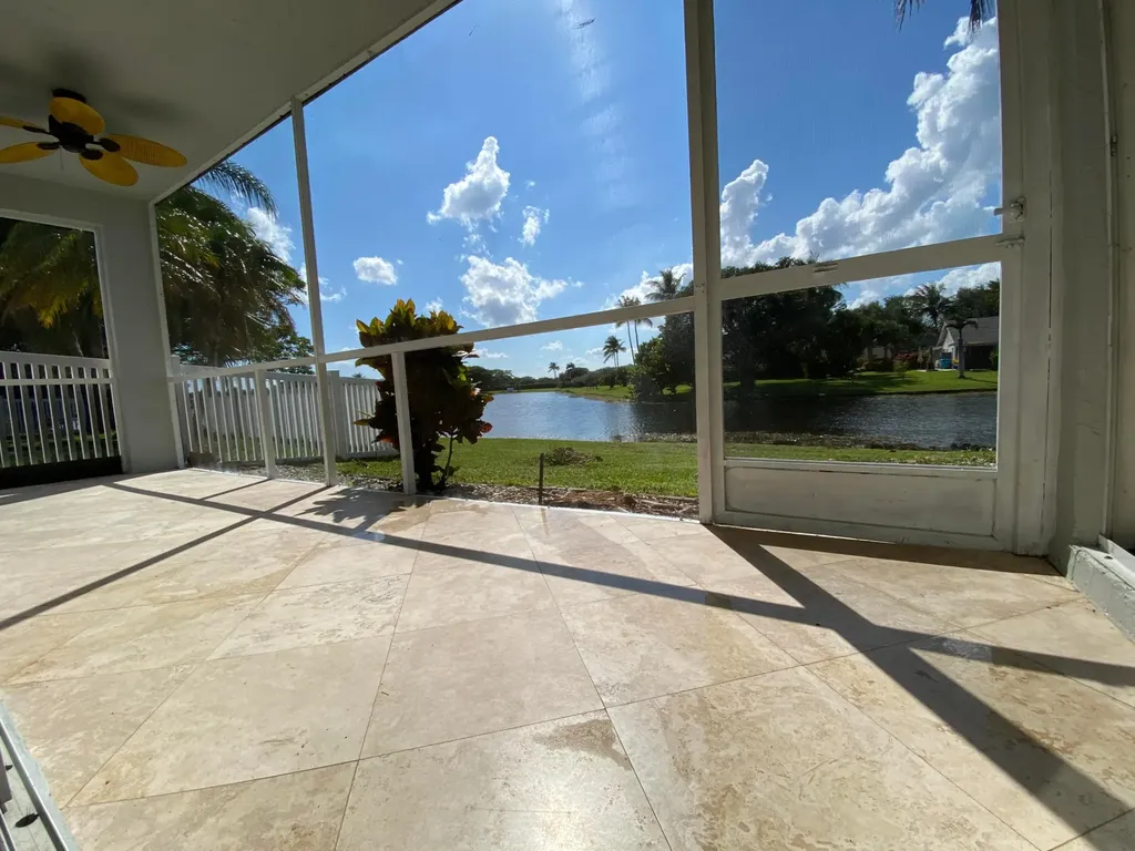 88 Buxton Lane Boynton Beach FL 33426