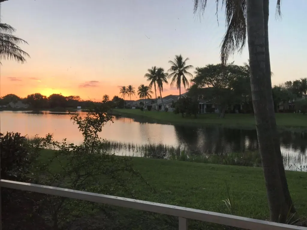 88 Buxton Lane Boynton Beach FL 33426