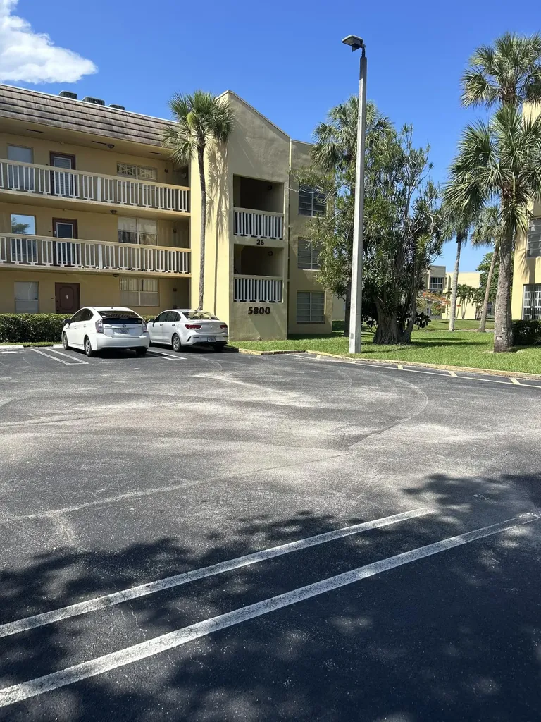 5800 NW 64th Avenue Tamarac FL 33319