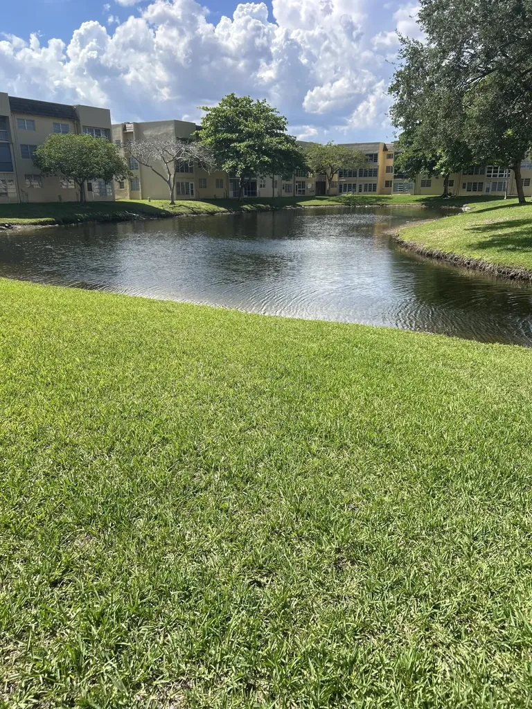 5800 NW 64th Avenue Tamarac FL 33319