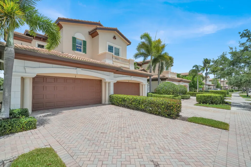 99 Tresana Boulevard Jupiter FL 33478
