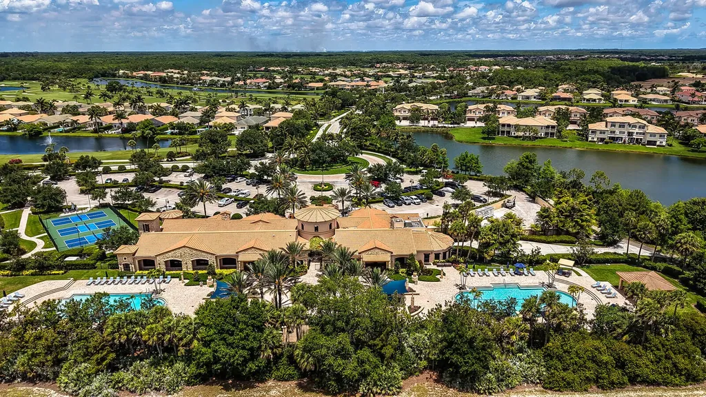 99 Tresana Boulevard Jupiter FL 33478