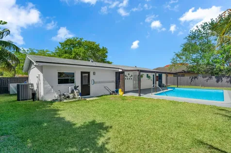 8824 SW 197th Terrace Cutler Bay FL 33157