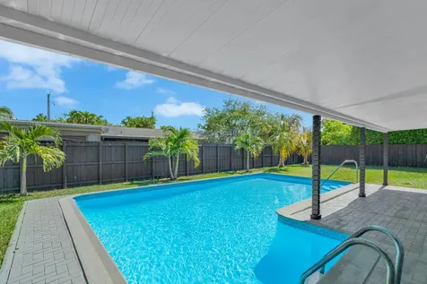 8824 SW 197th Terrace Cutler Bay FL 33157