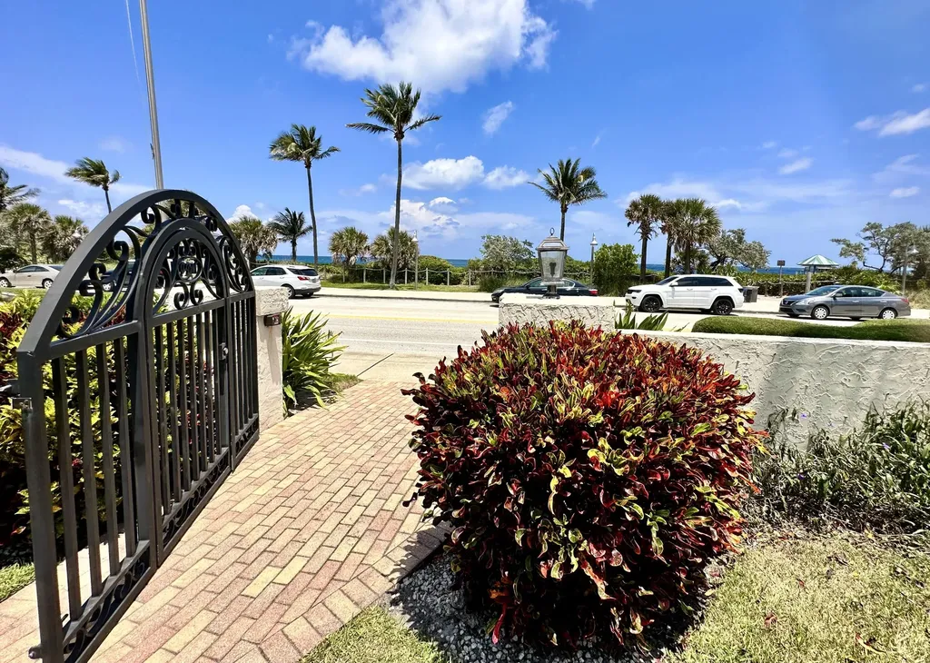 200 S Ocean Boulevard Delray Beach FL 33483