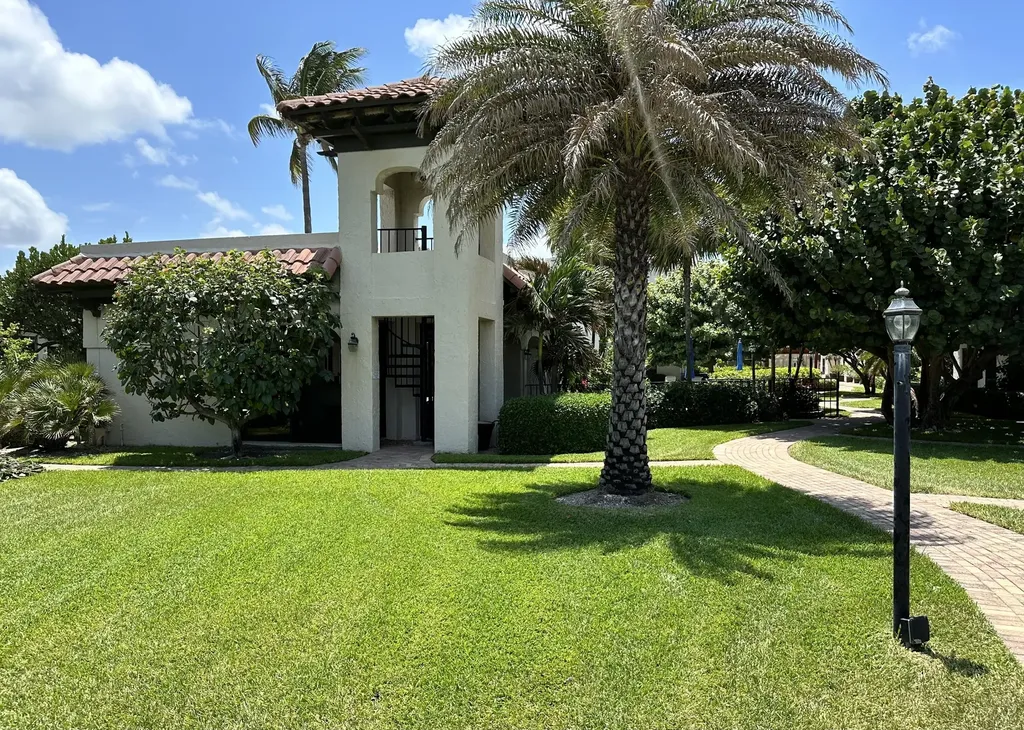 200 S Ocean Boulevard Delray Beach FL 33483