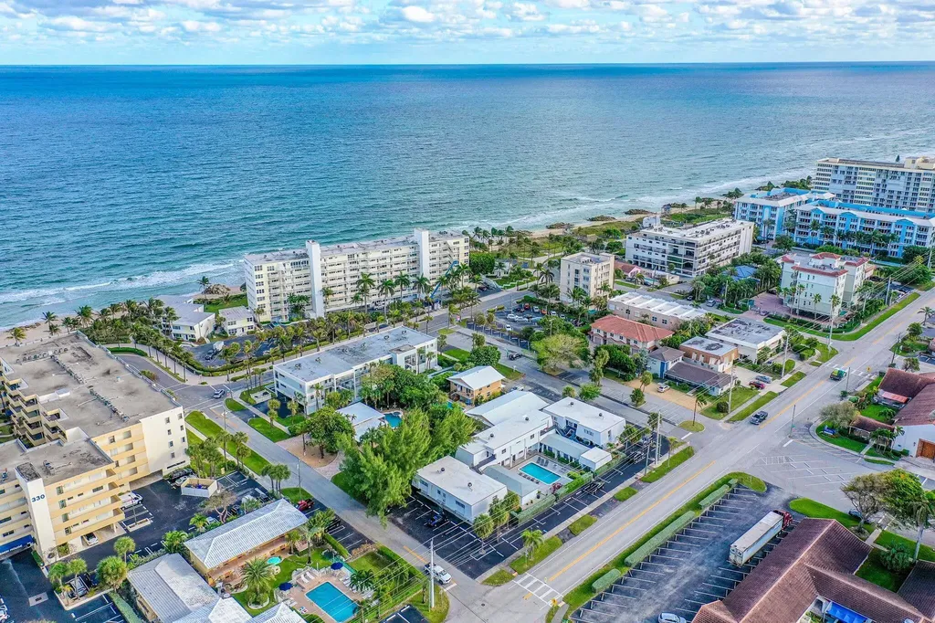 2031 SE 5th Street Deerfield Beach FL 33441