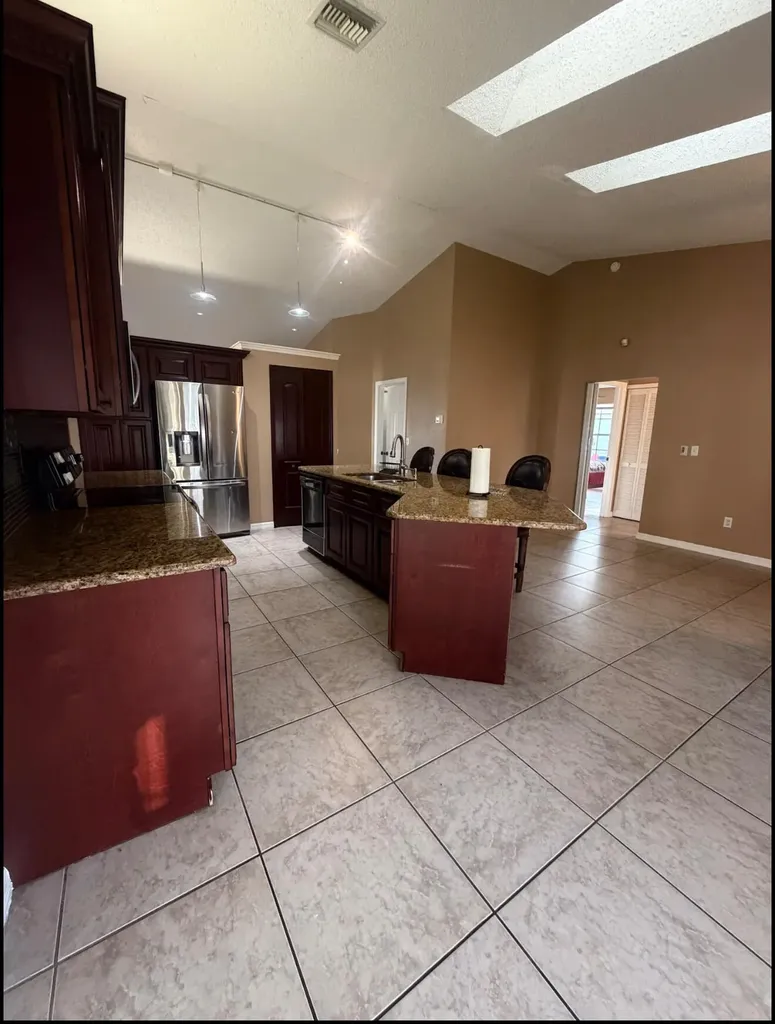 592 SW Lovell Terrace Port St Lucie FL 34953