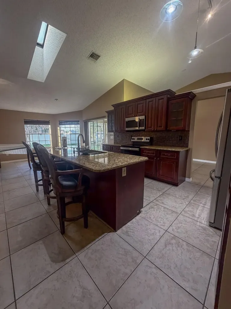 592 SW Lovell Terrace Port St Lucie FL 34953
