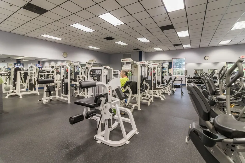 23 Golfs Edge A West Palm Beach FL 33417