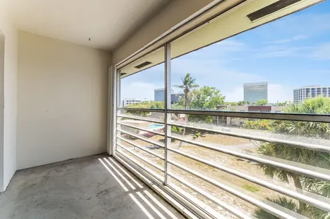 1638 Embassy Drive West Palm Beach FL 33401