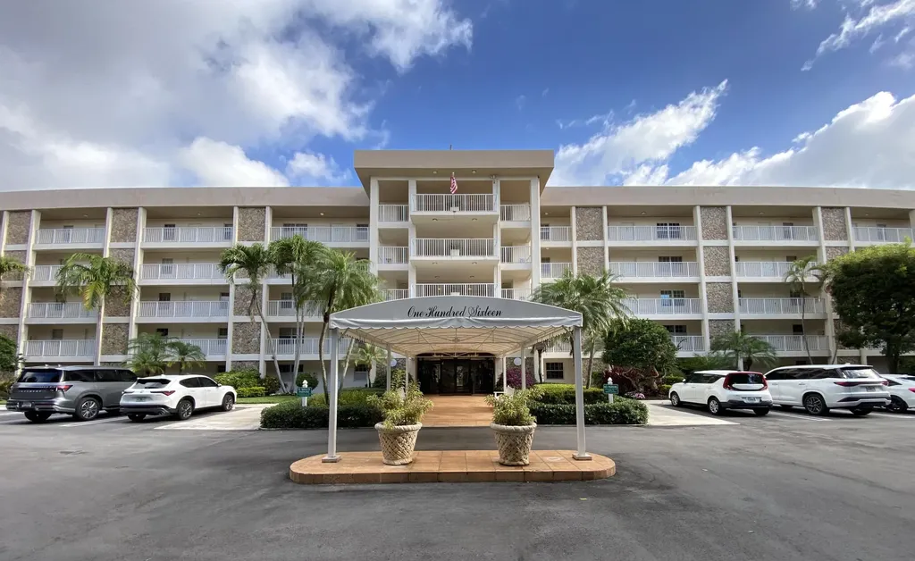 3503 Oaks Way Pompano Beach FL 33069