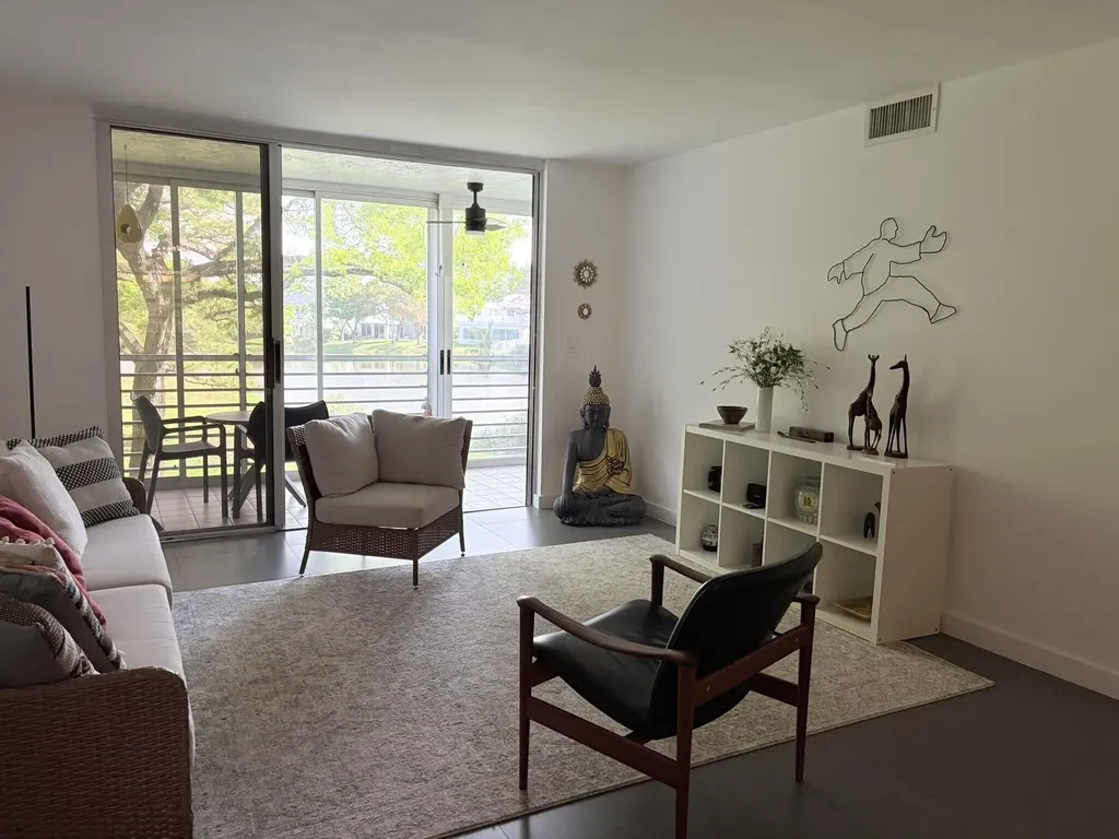 3503 Oaks Way Pompano Beach FL 33069