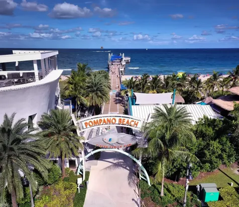 3503 Oaks Way Pompano Beach FL 33069