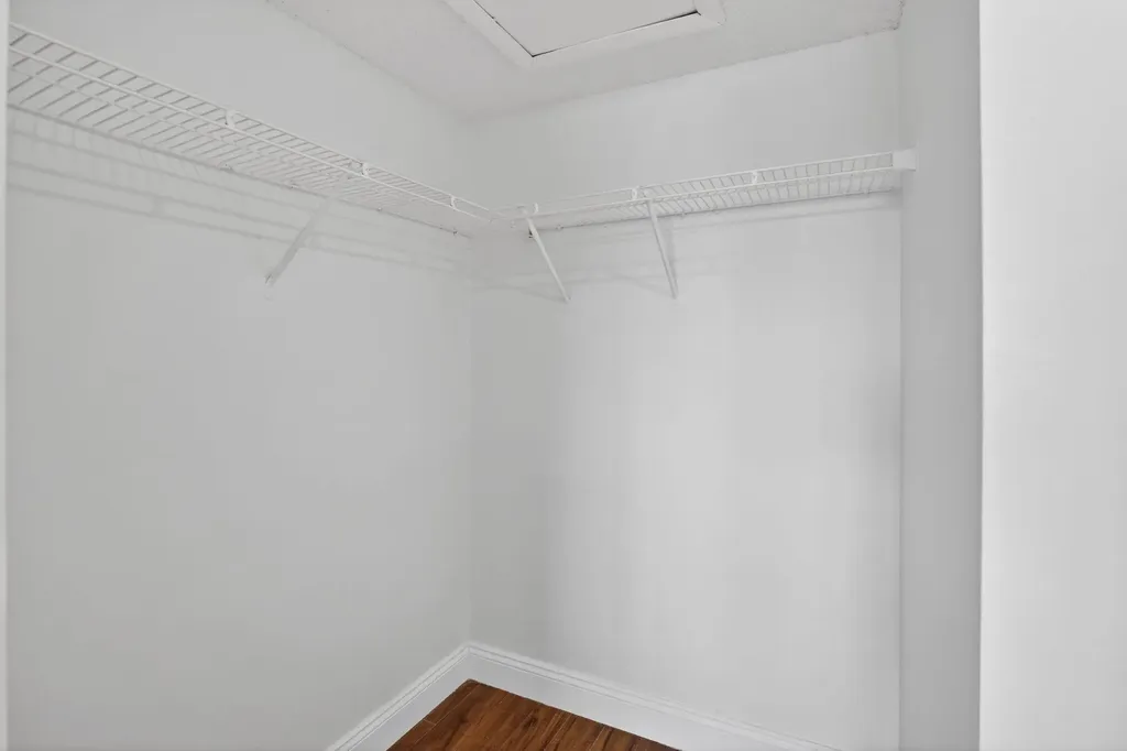 300 Palm Circle W Pembroke Pines FL 33025