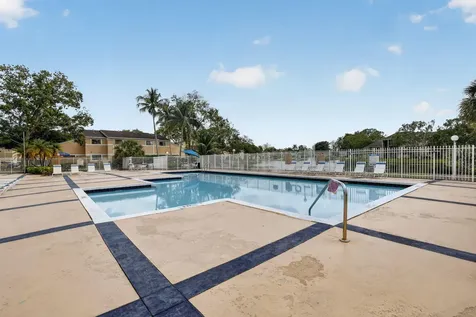 300 Palm Circle W Pembroke Pines FL 33025