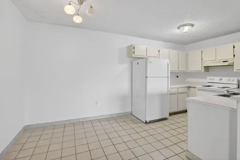 300 Palm Circle W Pembroke Pines FL 33025
