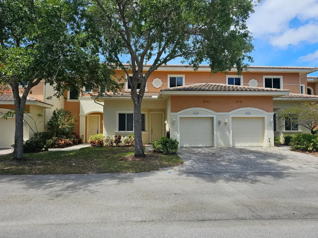 2582 Langrove Lane SW Vero Beach FL 32962