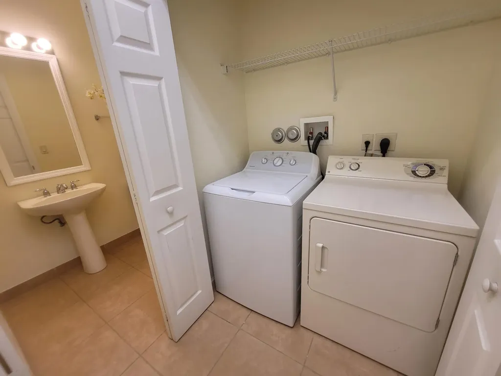 2582 Langrove Lane SW Vero Beach FL 32962