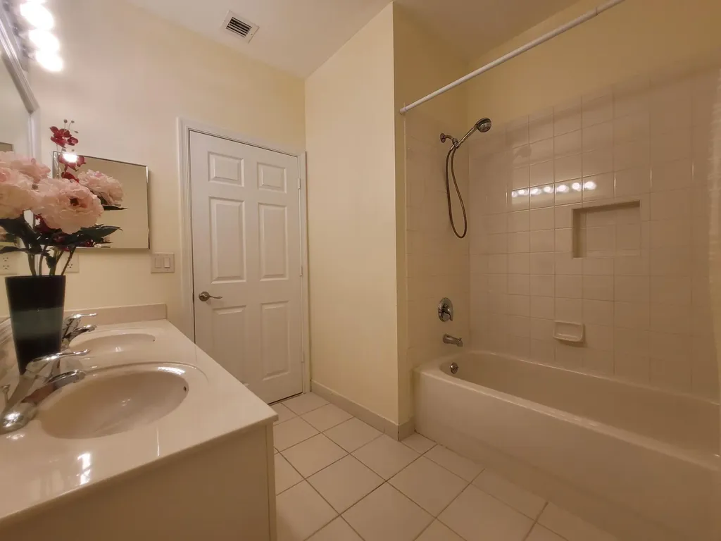 2582 Langrove Lane SW Vero Beach FL 32962