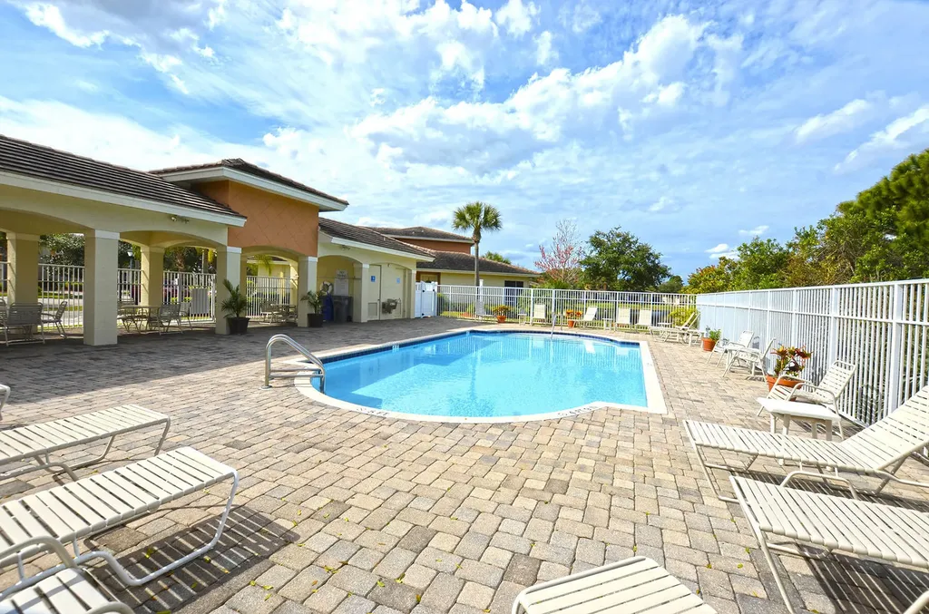 2582 Langrove Lane SW Vero Beach FL 32962