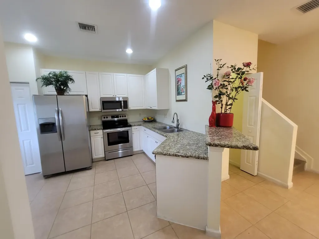 2582 Langrove Lane SW Vero Beach FL 32962
