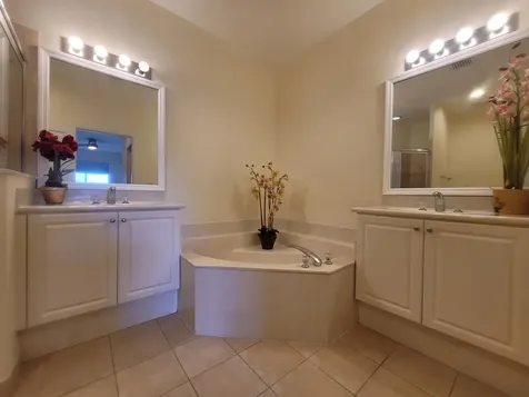 2582 Langrove Lane SW Vero Beach FL 32962