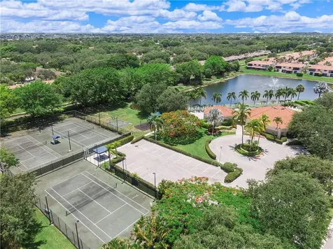 18434 Vía Di Sorrento Boca Raton FL 33496