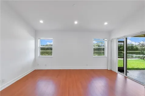 18434 Vía Di Sorrento Boca Raton FL 33496