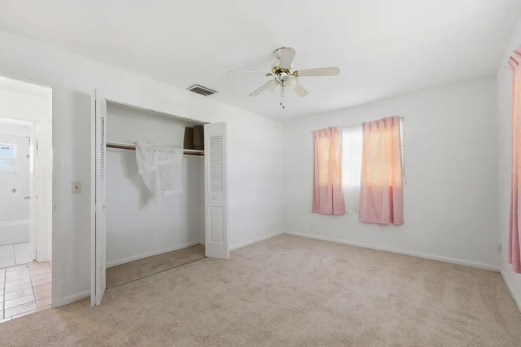 115 SE 11th Avenue Boynton Beach FL 33435
