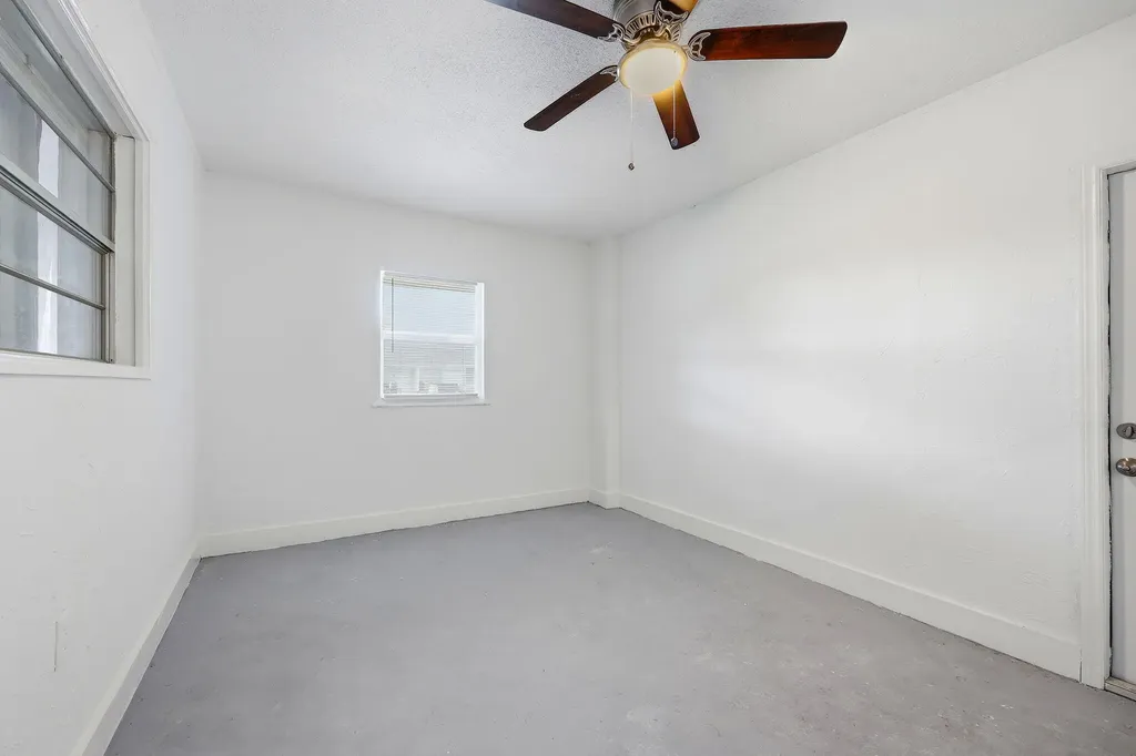 115 SE 11th Avenue Boynton Beach FL 33435