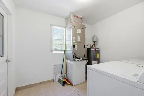 115 SE 11th Avenue Boynton Beach FL 33435
