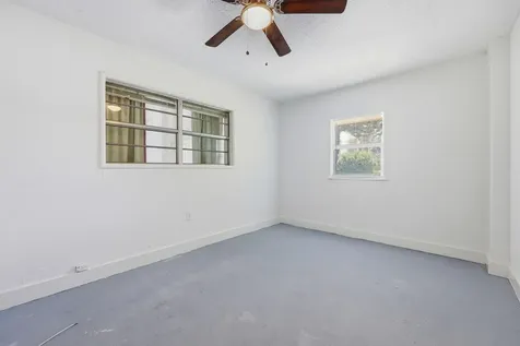 115 SE 11th Avenue Boynton Beach FL 33435