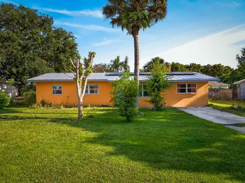 2805 Brantley Road Fort Pierce FL 34981