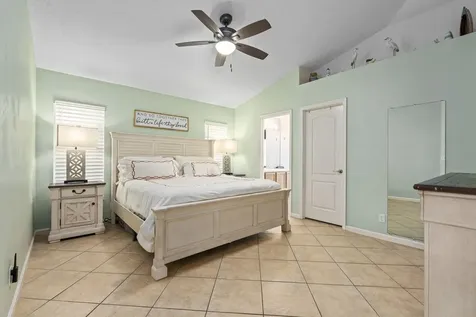 864 NW Waterlily Place Jensen Beach FL 34957