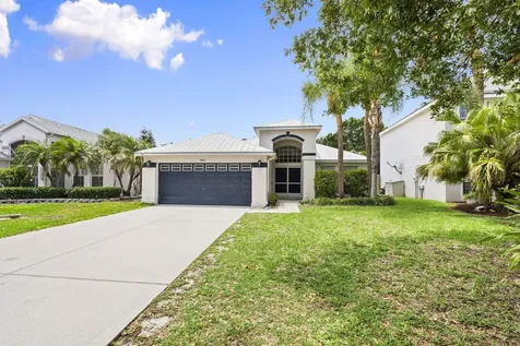 864 NW Waterlily Place Jensen Beach FL 34957