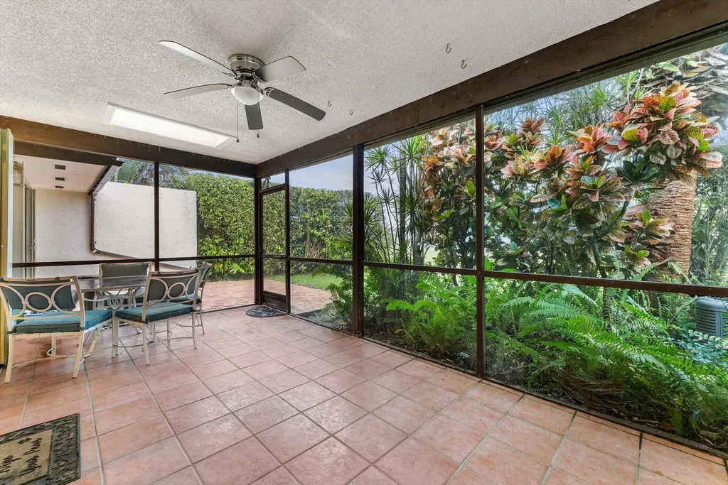 6886 Tiburon Circle Boca Raton FL 33433