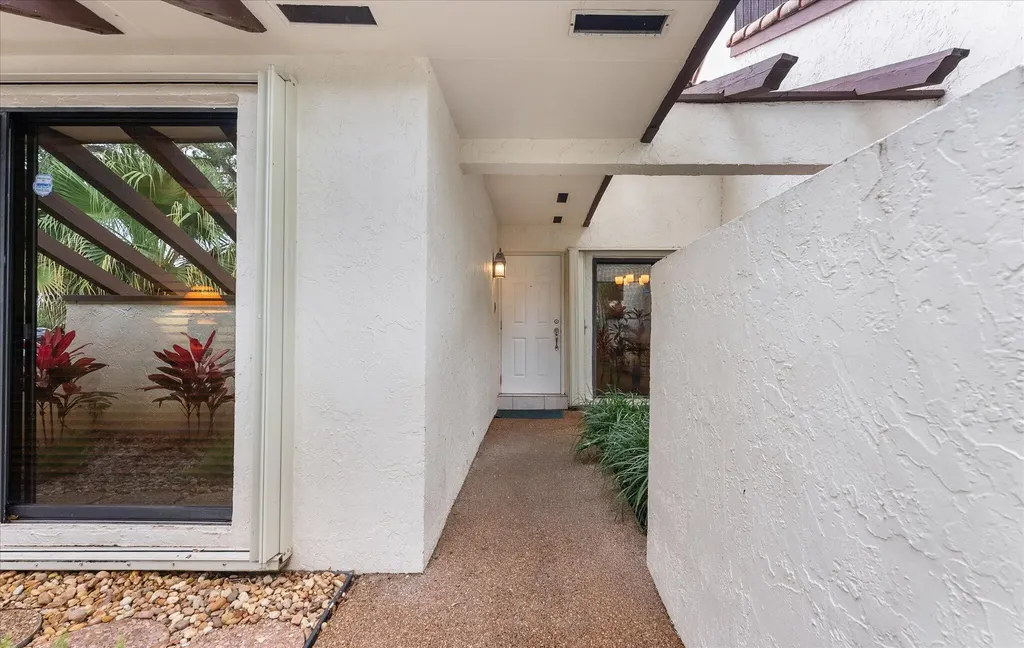 6886 Tiburon Circle Boca Raton FL 33433