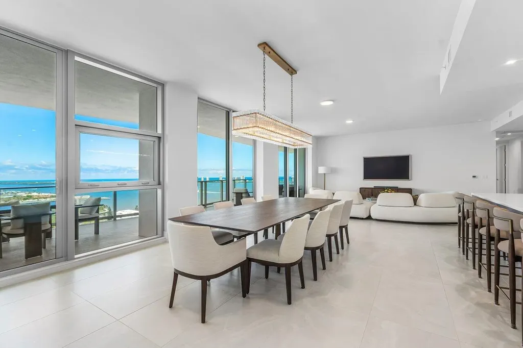 220 Lake Shore Drive Lake Park FL 33403
